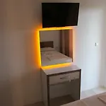 Hotel Aysev 2*