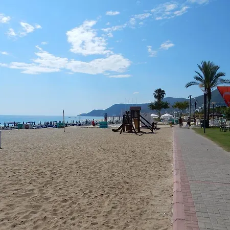 Hotel Aysev 2*