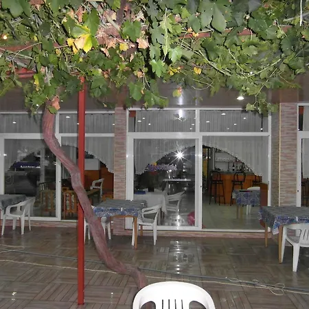 Отель Aysev Алания