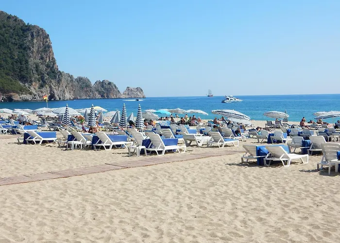 Aysev מלון אלאניה