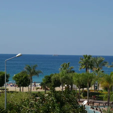 Aysev Hotel 2*